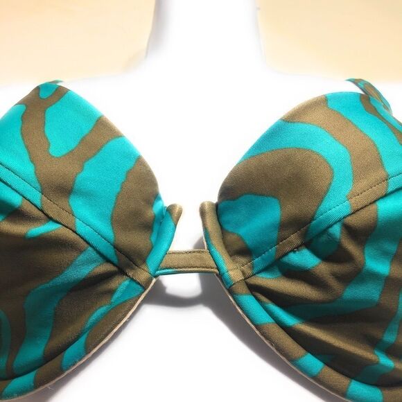 Victoria's Secret Underwire Bikini Top - Picture 4 of 7